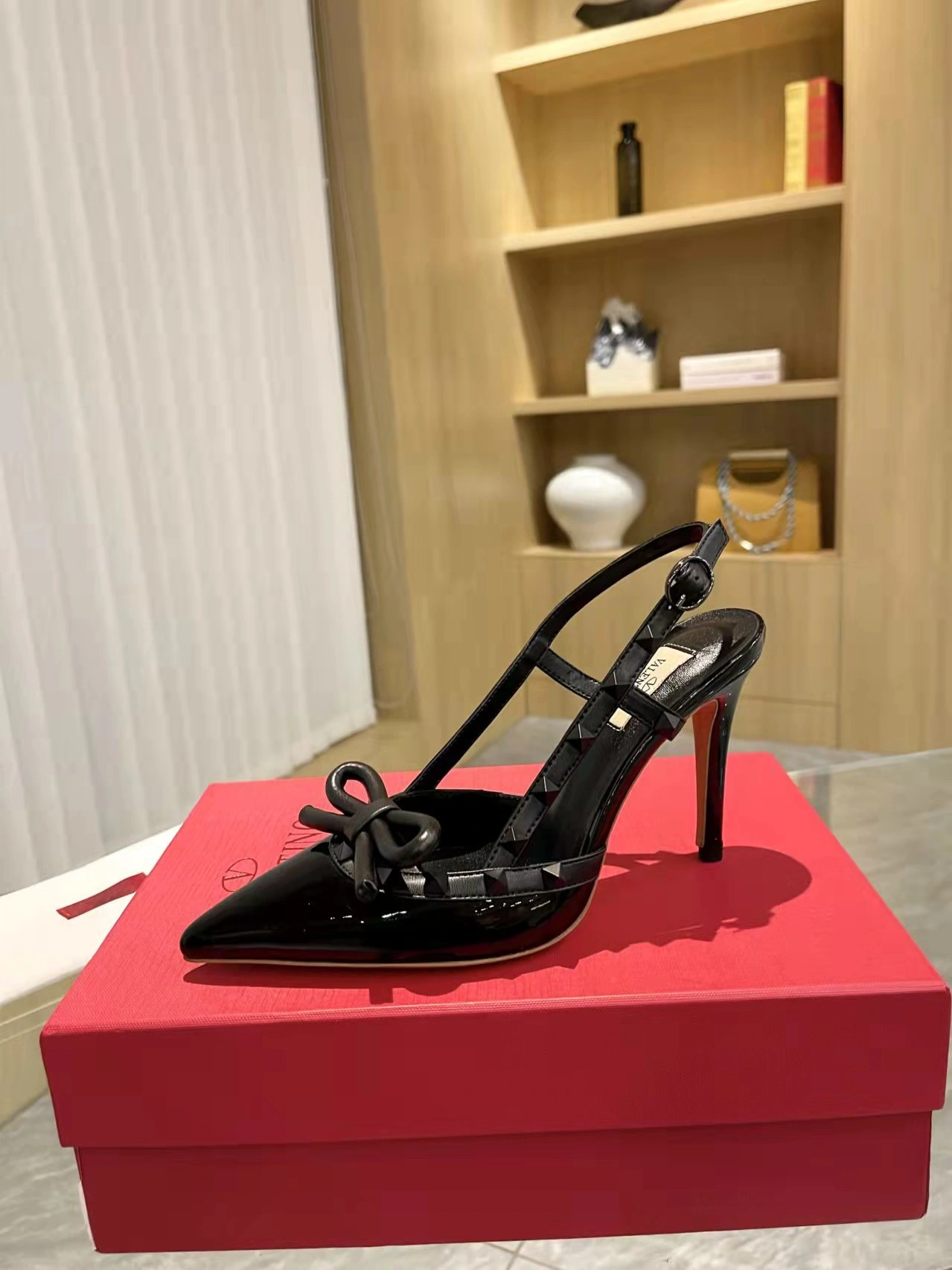 4W2S0IB9IXH0NO Heel height：9.5CM sheepskin cowhide item:DT-X543C2835